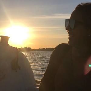 Meet your Posher, Vanessa